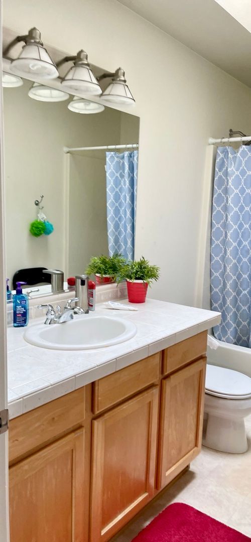 Building Photo - Rose Hill - Kirkland Home