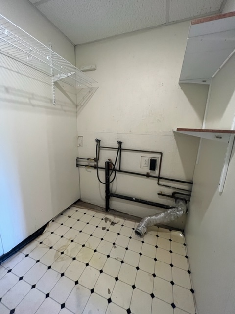 Building Photo - 7030 OH-241