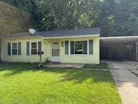 Building Photo - 1724 Roselawn Ave