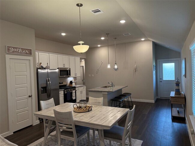 Building Photo - 26260 Astral Wy