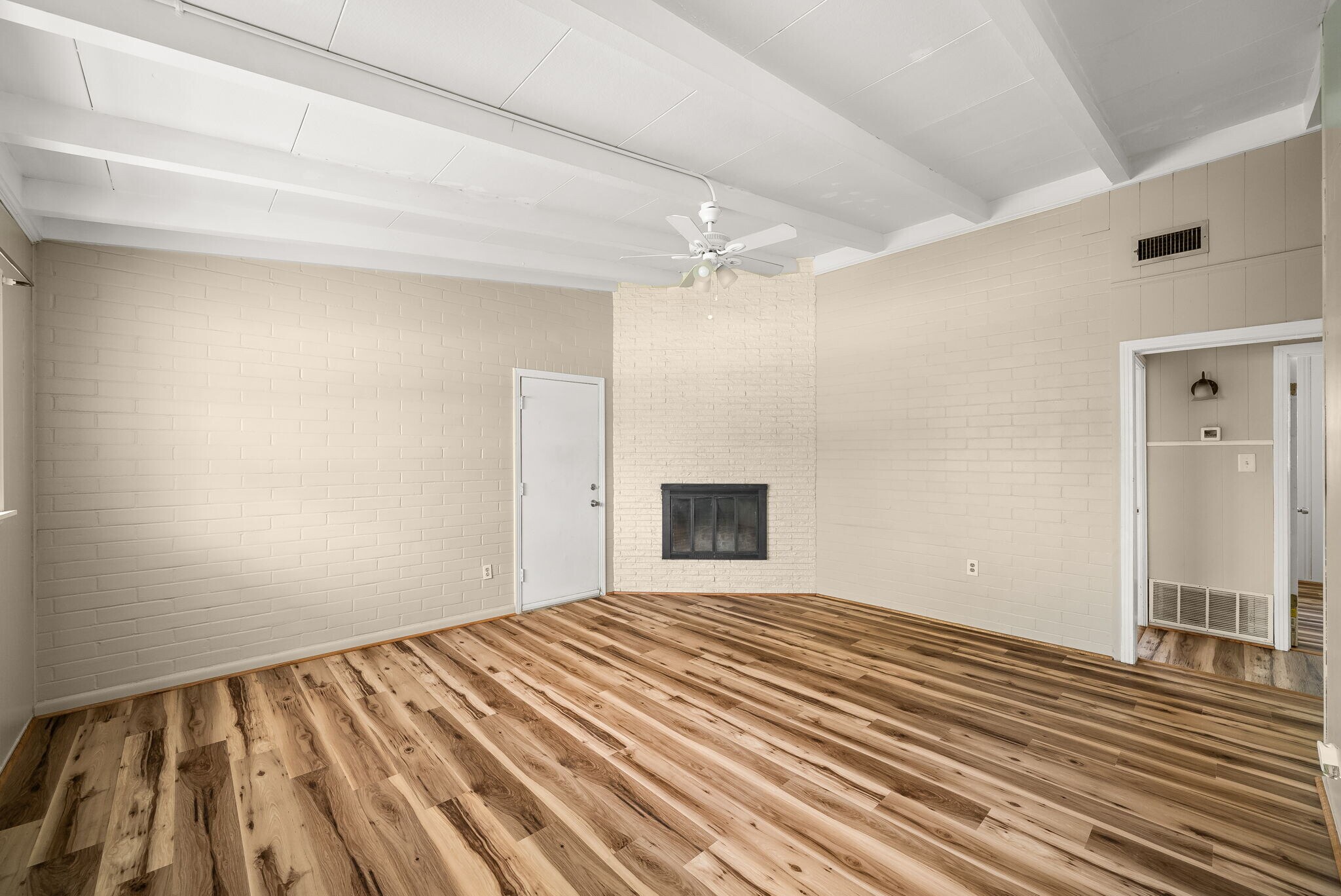 Building Photo - 1211 Friendship Ave