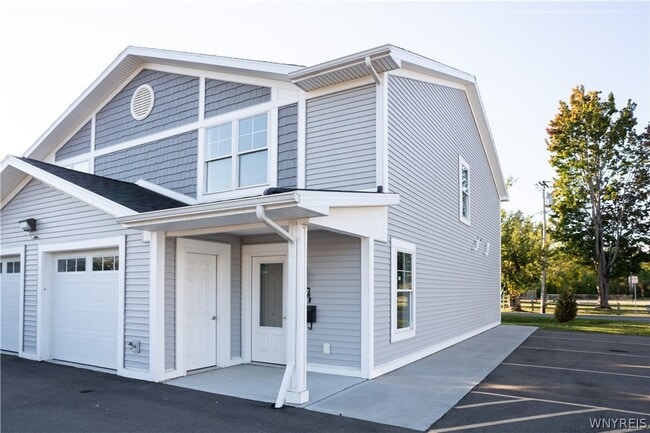 Building Photo - 8987 Iroquois St