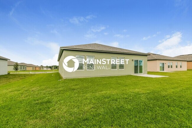 Building Photo - 3 Bedroom Pet-Friendly Home in Haines City, FL with Main Street Renewal