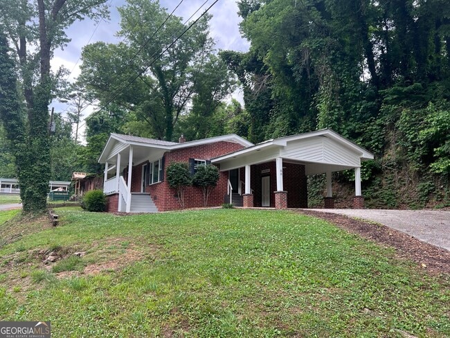 Building Photo - 66 Logan Ln