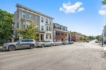 Building Photo - 195 Bunker Hill St