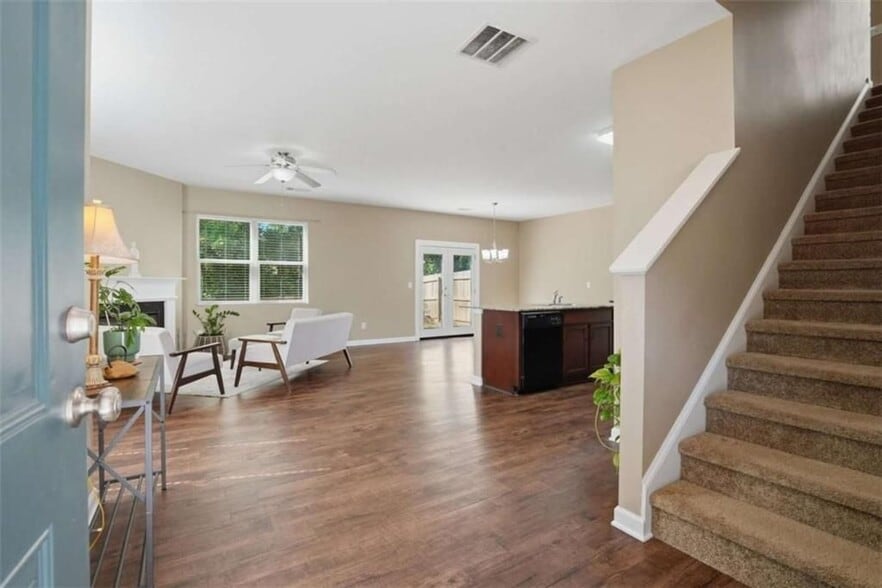 Building Photo - 514 Altama Way