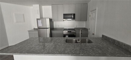 Building Photo - 4951 Larkspur Ln