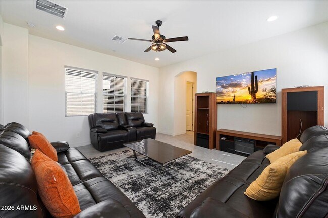 Building Photo - 4689 N 183rd Ave