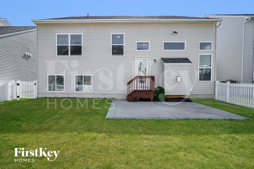 Building Photo - 6157 Dajana Dr