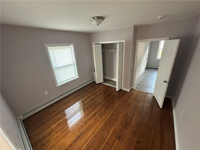 Building Photo - 47 Laval St