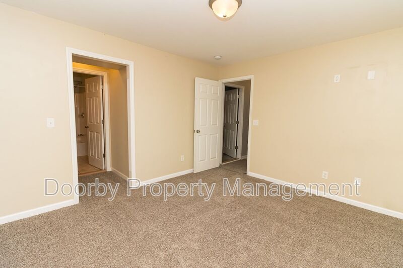 Building Photo - 5755 Caney Ridge Cir