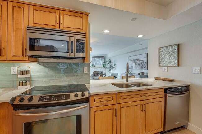 Building Photo - 17980 Gulf Blvd