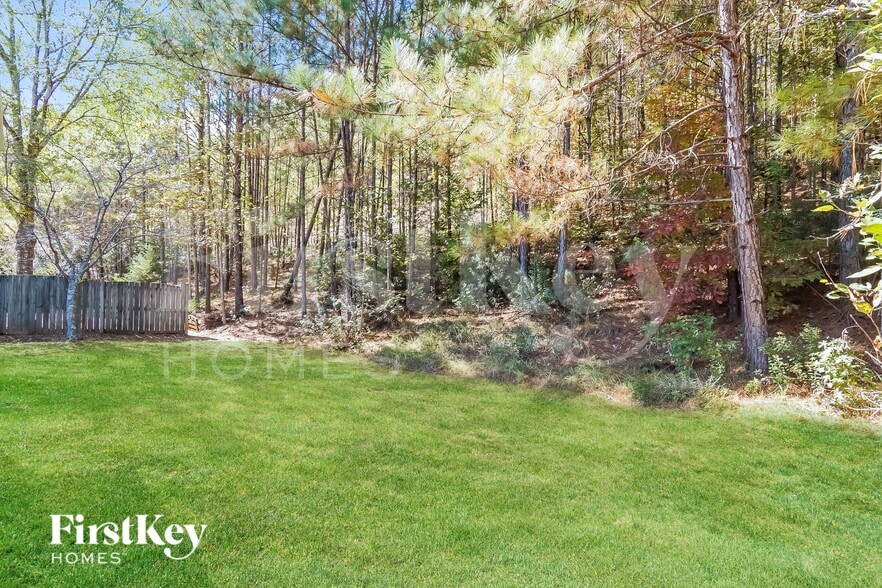 Building Photo - 198 Cove Ln