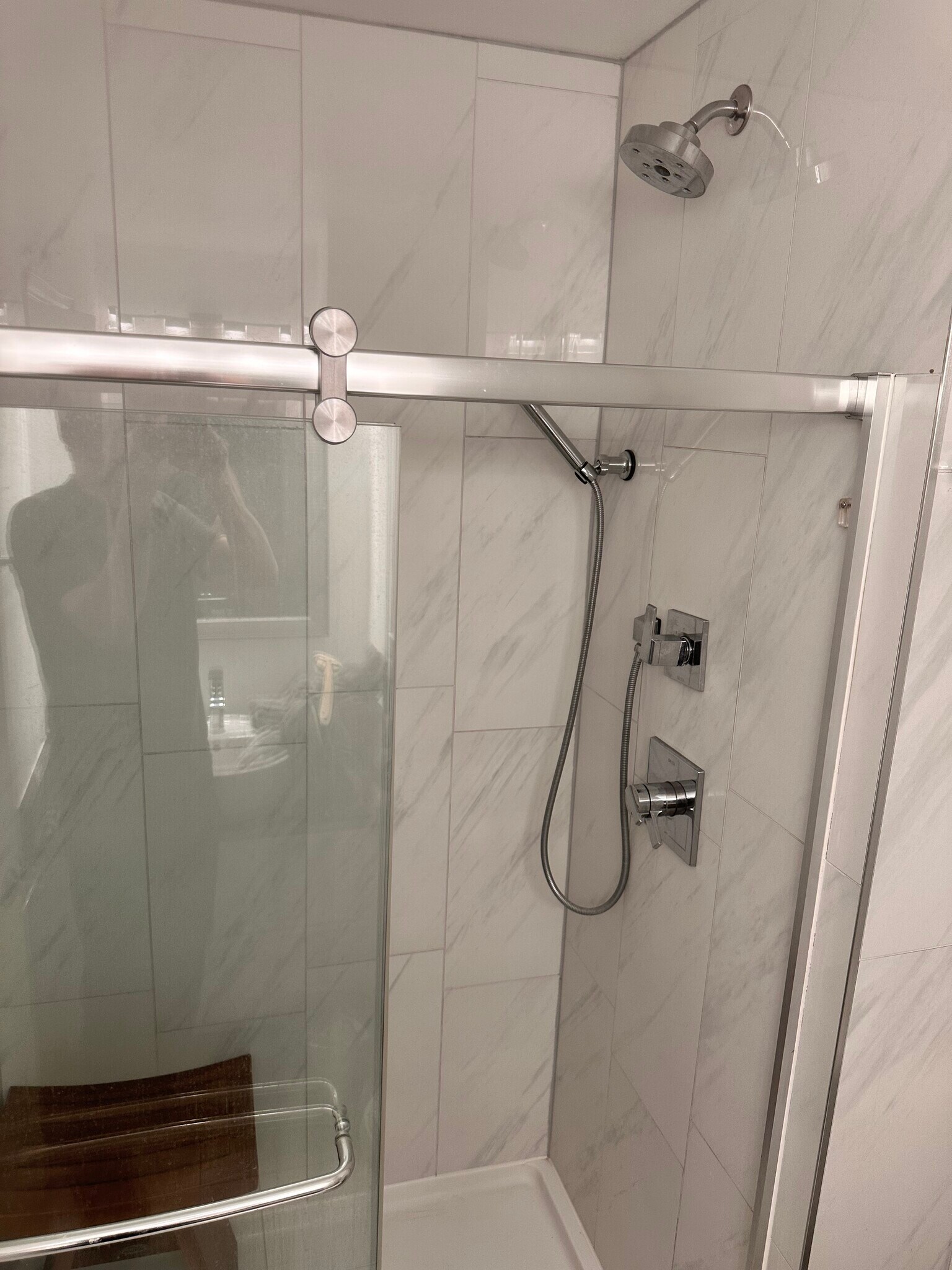 Main Bathroom - 5536 W 115th Pl
