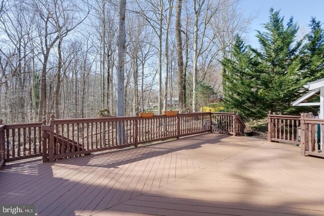 Building Photo - 7117 Hadlow Ct