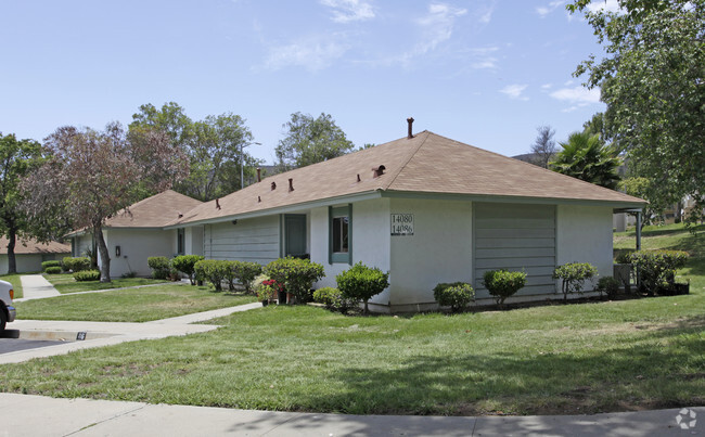 Primary Photo - Penasquitos Village Apartments
