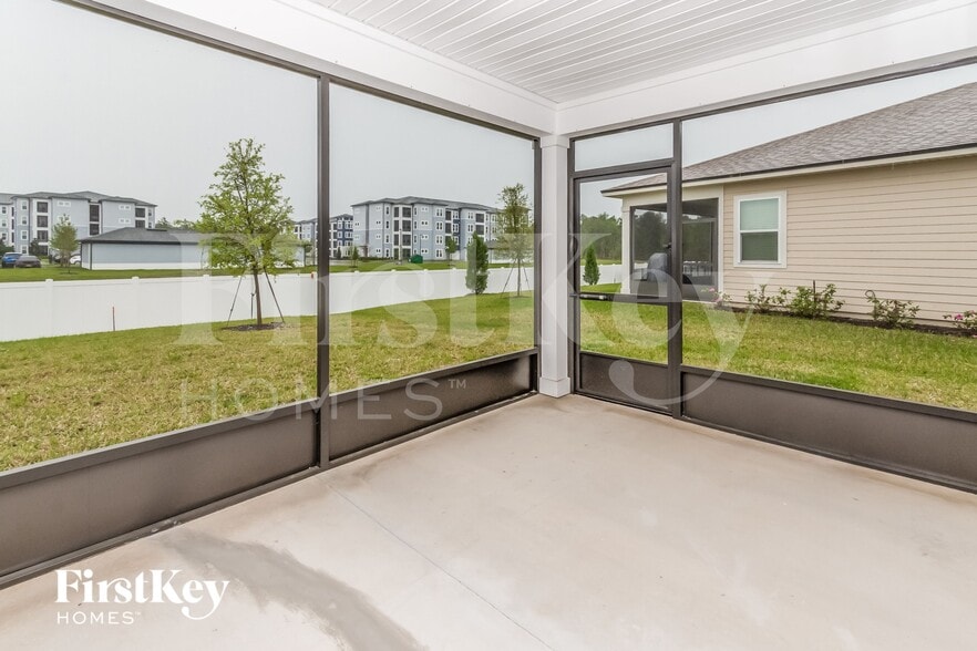 Building Photo - 2081 Amberly Dr