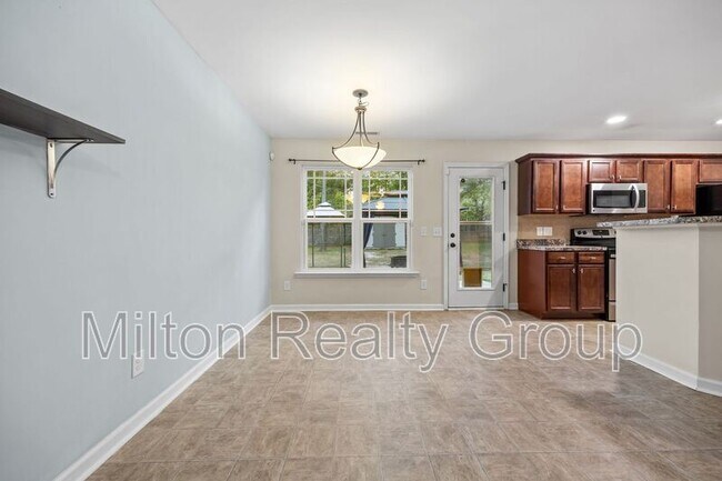 Building Photo - 111 Angel Oak Dr