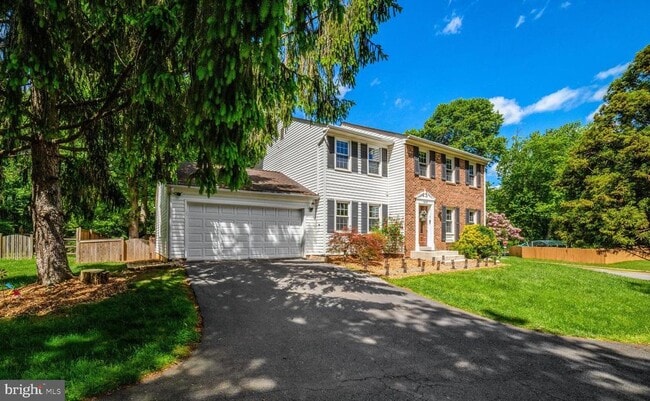 Building Photo - 9220 Burnetta Dr
