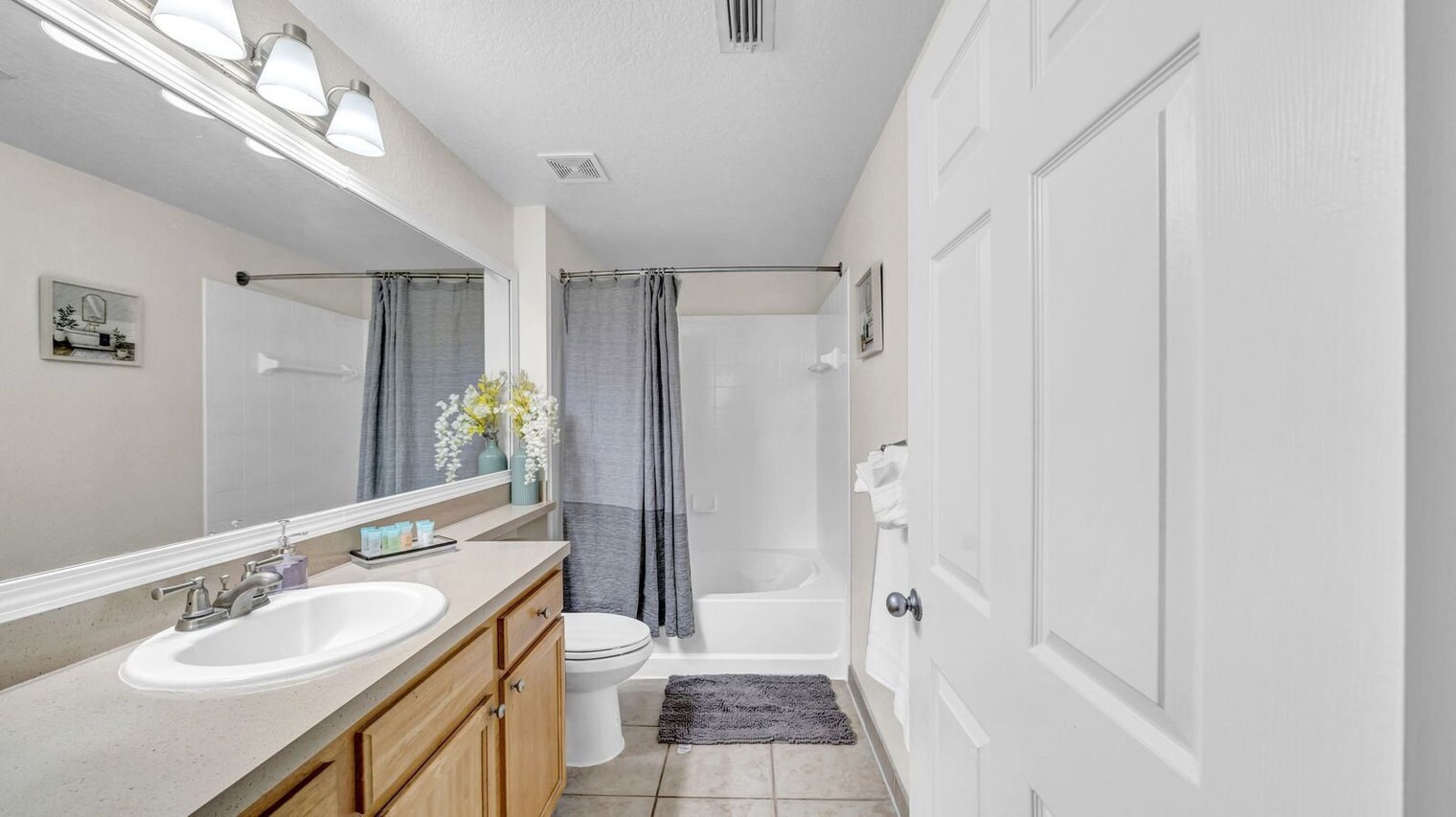 Building Photo - 9763 Magnolia Blossom Dr