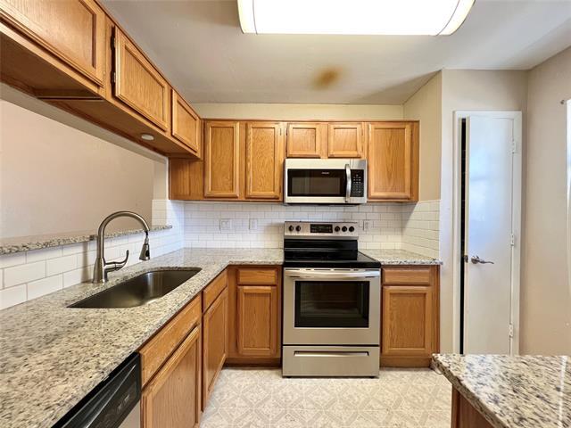 Building Photo - 168 Merlin Way