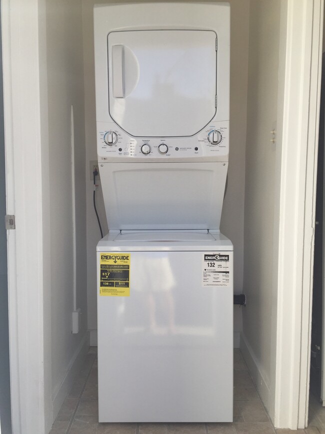 Laundry - 1860 10th St