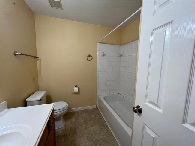 Building Photo - 5002 Asia Ln