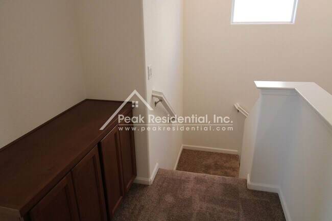 Building Photo - Very Nice 3bd/2.5ba North Natomas Home wit...