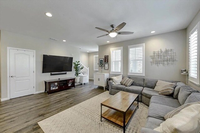 Building Photo - 2726 Montecito Vista Way