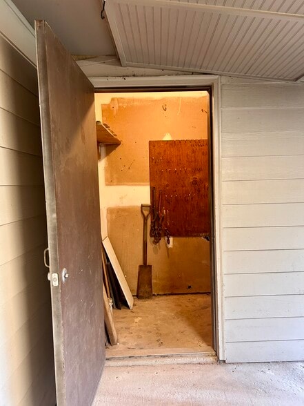 Building Photo - 117 Jennifer Ln SW