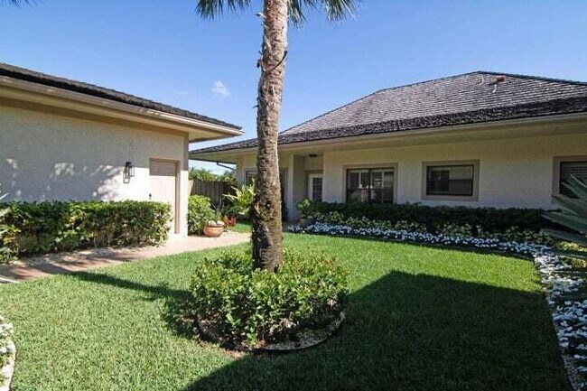 Building Photo - 2156 Wightman Dr