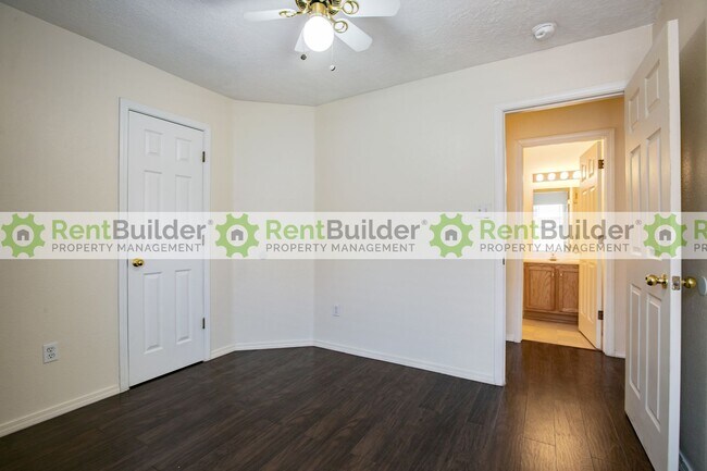 Building Photo - CALL US TODAY AT (505) 808-6467 TO SCHEDUL...