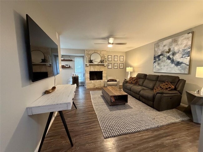 Building Photo - 1400 Vista Ridge Cove