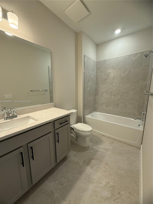 Building Photo - 4286 Efendi Dr