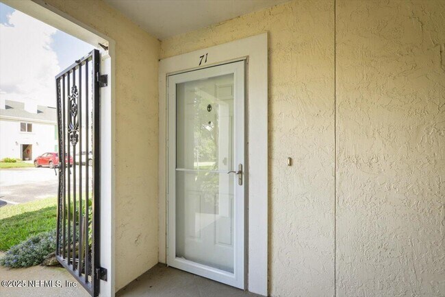 Building Photo - 71 Ponte Vedra Colony Cir