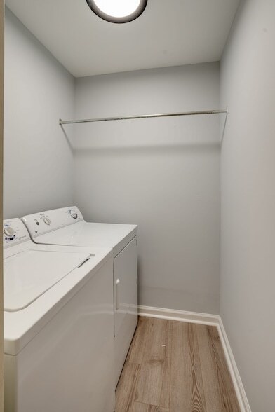 Building Photo - 741 Long Hunter Ct