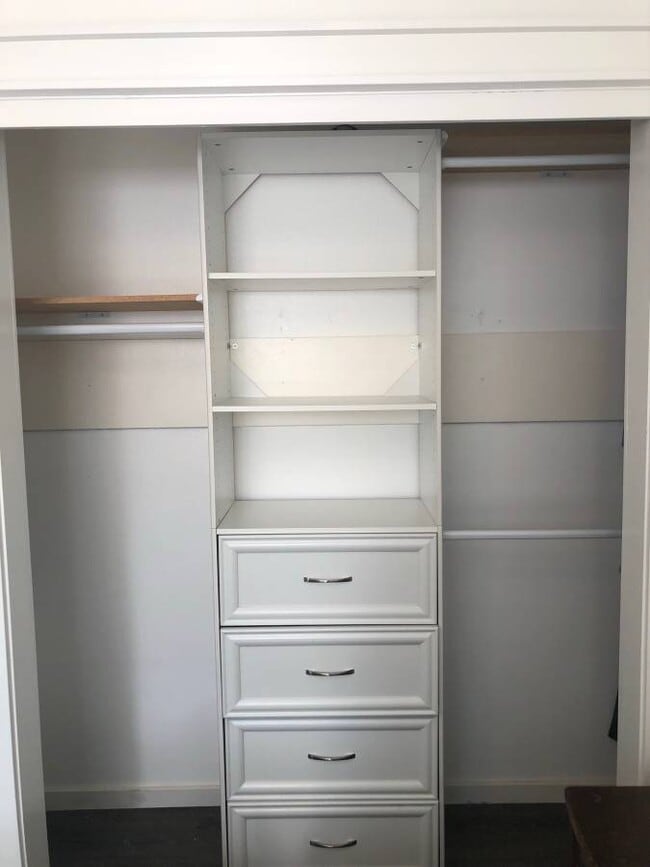 Building Photo - 4121 N Juneau St