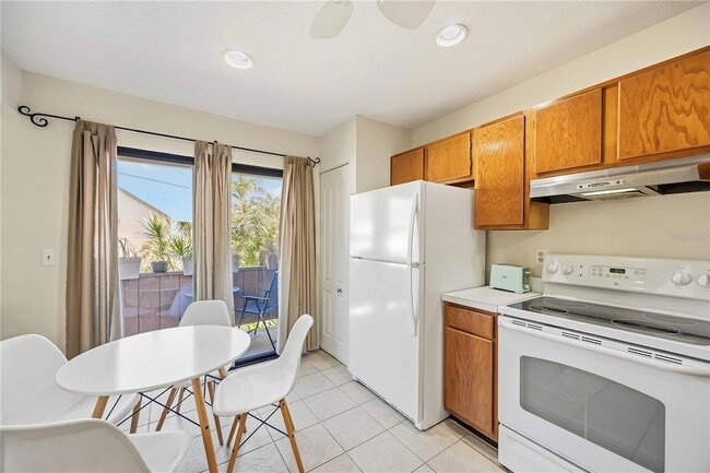 Building Photo - 1626 Brookhouse Dr