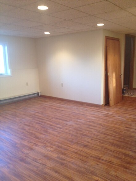 Building Photo - 2305 Ash Ave Nw