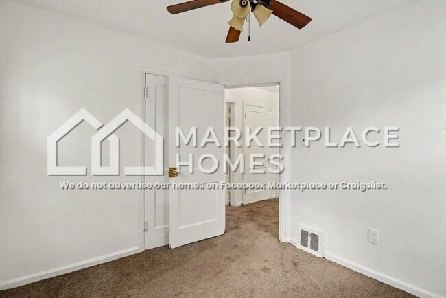 Building Photo - 18675 Forrer St