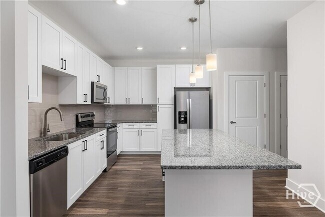 Building Photo - 7450 GA-21