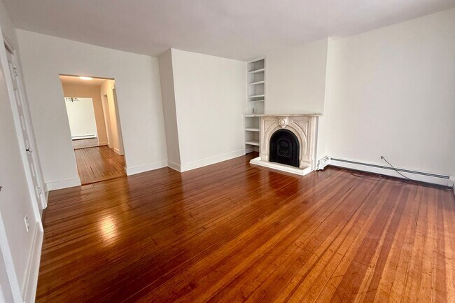 Building Photo - 9 Greenridge Place #1