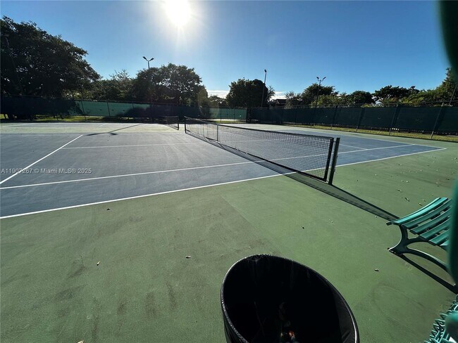 Building Photo - 6201 SW 116th Pl