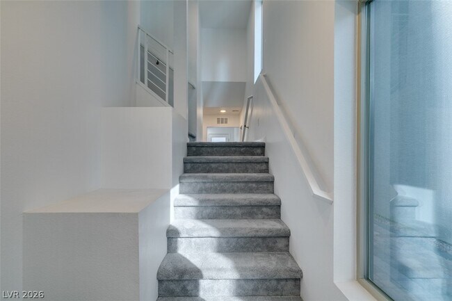 Building Photo - 8048 Haywood Estate Ave