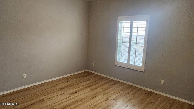 Building Photo - 12869 Woolstone Dr