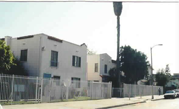 4342 1/2 Normal Ave - 4326 1/2 Normal Ave