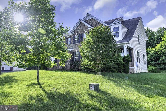 Building Photo - 40560 Aldie Springs Dr