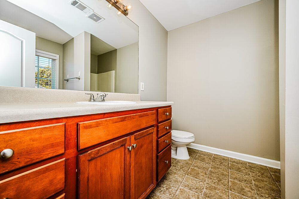 Building Photo - 5792 Castlebrook Dr