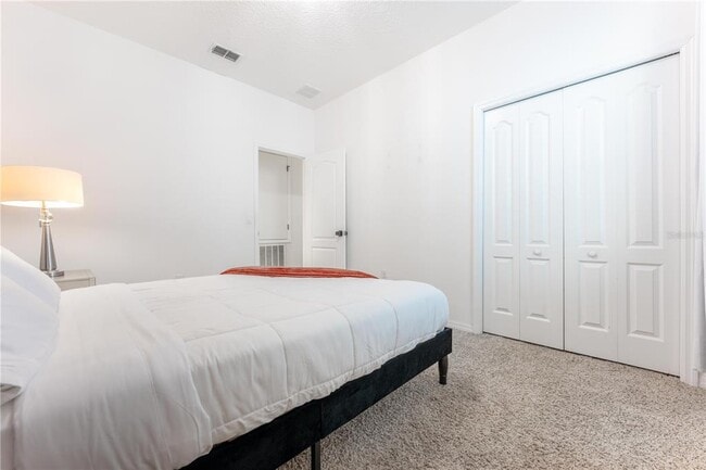 Building Photo - 5151 Ravena Ave E