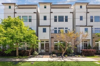Building Photo - 1505 Missouri St